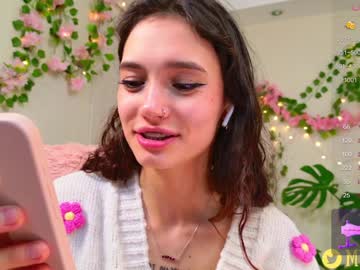 Бесплатный порно видеочат с девушкой Ashley, Dolce and Lo